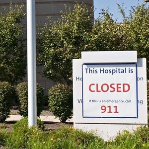 Hospital closed sign