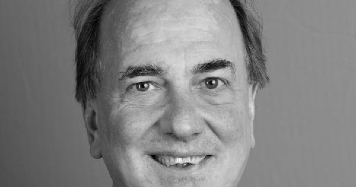 Hedeker Receives Distinguished Achievement Award From Leading Hedeker receives distinguished achievement award from leading